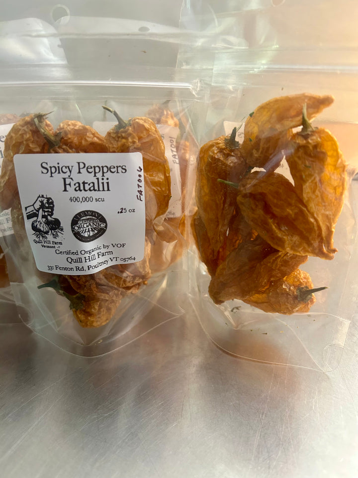 Fatalii peppers dried- certified organic